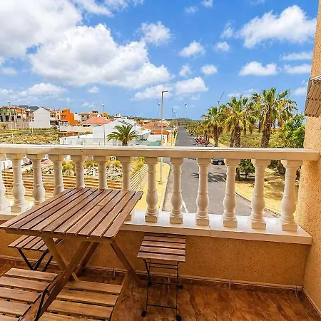 Encanto Costero Con Balcon Y Vistas *
