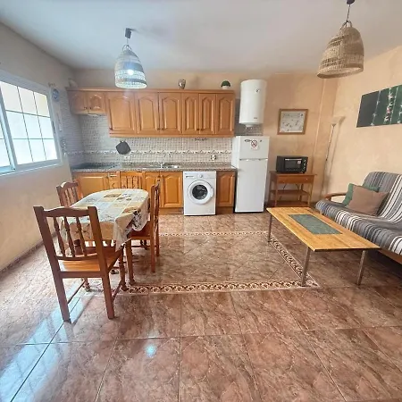 شقة Encanto Costero Con Balcon Y Vistas La Listada